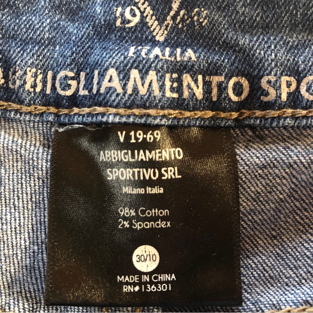 Versace 19.69 Abbigliamento Sportivo SRL Distressed High-Rise Jeans (30/10) - Picture 5 of 17